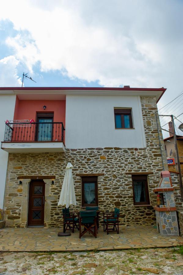 To Petrino Holidays House Metagkitsi Εξωτερικό φωτογραφία