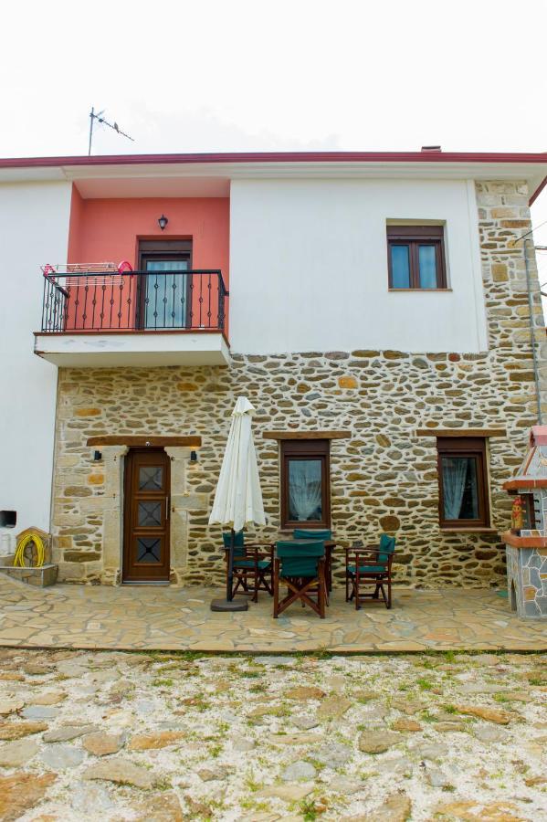 To Petrino Holidays House Metagkitsi Εξωτερικό φωτογραφία
